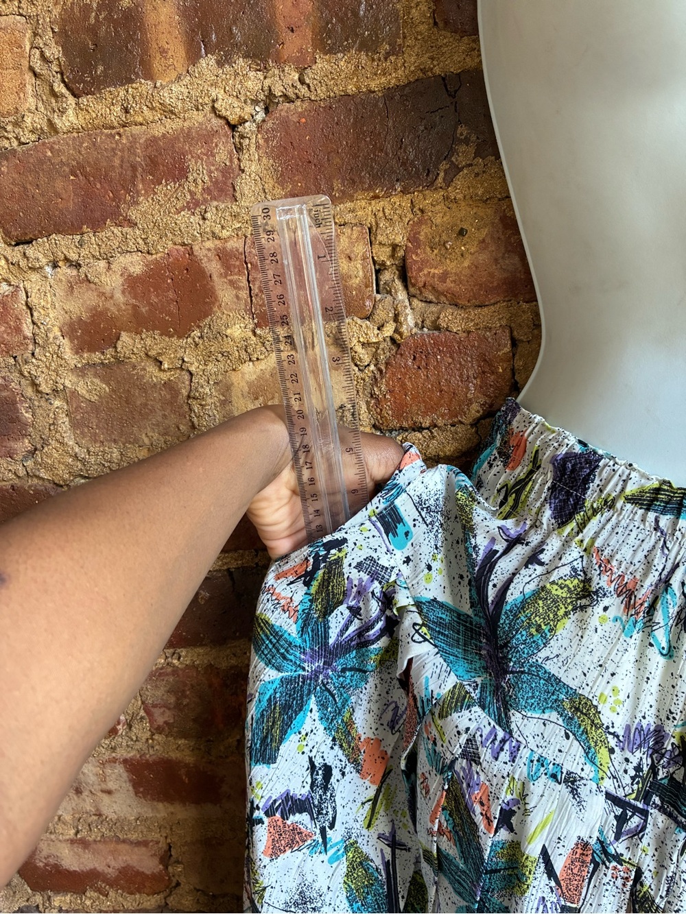 80’s-90’s Vintage Skirt Sz. Medium-Large (Stretchy Waist & Pockets!). - Picture 3 of 10